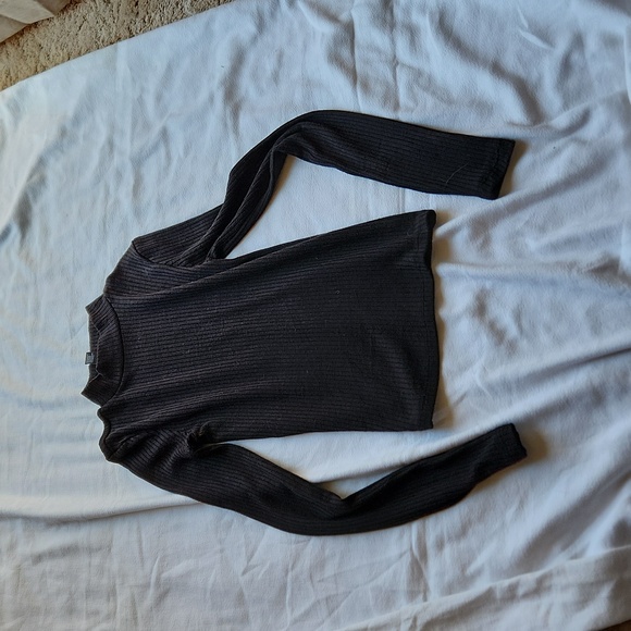 Top - Picture 1 of 1